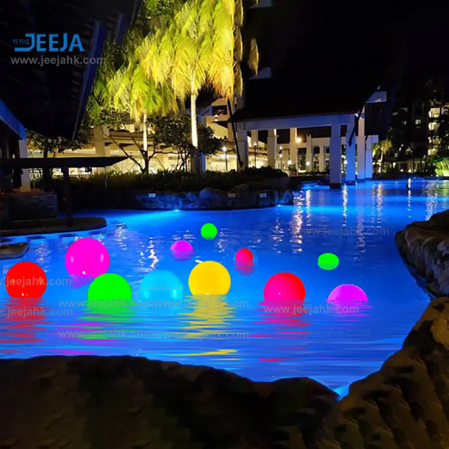 प्रकाश अप आरजीबी अस्थायी चमक रिमोट कंट्रोल खिलौना निविड़ अंधकार स्विमिंग पूल प्रकाश गेंद का नेतृत्व किया