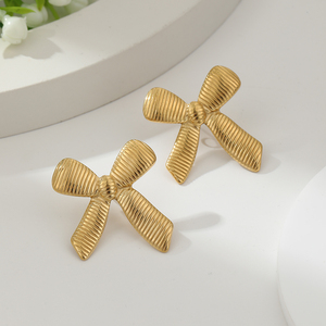 Conjunto de joyería de moda para mujer de acero inoxidable chapado en oro personalizado Ins para mujer pendientes de diseño de acero inoxidable - Product Image 1