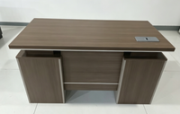 Bureau de direction avec tiroir épaissi, table de travail pour employés, chaise et bureau combinés, bureau moderne de luxe léger en PVC
