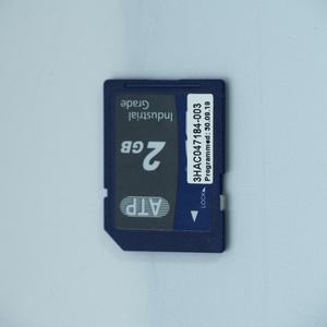 Accesorios Originales para Robots Industriales, Memoria Masiva con Cargador de Arranque 3HAC047184-003, Automatización Eléctrica, Material Plástico - Product Image 2