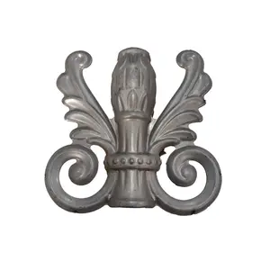 Tùy chỉnh giá rẻ wrought sắt sản xuất đúc các bộ phận nhôm được sử dụng cho vườn và hàng rào