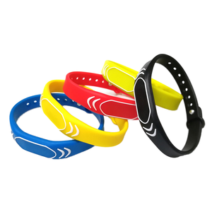 Ajustable a prueba de agua NFC NTAG213 NTAG215 NTAG216 NFC 13,56 MHz LOGOTIPO personalizado Pulsera <span class=keywords><strong>RFID</strong></span> Pulsera de silicona - Product Image 1