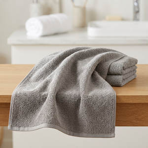 Serviette de bain de luxe à motif diagonal, de haute qualité, douce et absorbante, élégante pour la salle de bain - Product Image 1