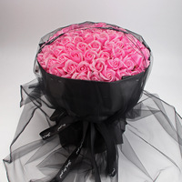 Vente chaude - Cadeau écologique de haute qualité pour Noël et la Saint-Valentin - Bouquet de 99 roses en savon - Boîte en plastique - Fleurs artificielles