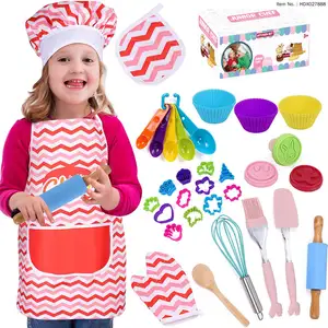 热卖假装家庭游戏儿童厨师玩具厨房蛋糕烹饪和烤盘烘焙工具套装，配有围裙和厨师帽