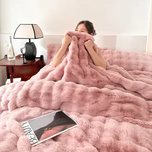 Soft Warmth Faux Rabbit Fur Duvet Cover Set Home Winter Thicken Plush Quilt Cover Set Bed Sheet And Pillowcase