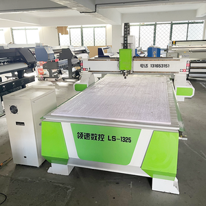 เครื่องเราเตอร์ CNC ยี่ห้อ LINGSU แบบ 3 แกน ขนาด 1300x2500 มม. กำลังมอเตอร์ 3.2 กิโลวัตต์ ใช้ไฟ 220 โวลต์ สำหรับงานไม้ ใช้งานง่าย - Product Image 4