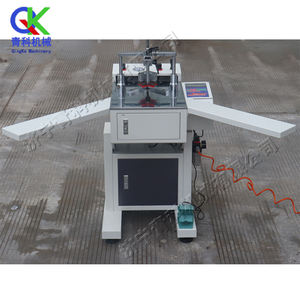 Machine à coins droits par CNC pour panneaux <span class=keywords><strong>de</strong></span> densité, machine à découpe <span class=keywords><strong>de</strong></span> coins <span class=keywords><strong>de</strong></span> ligne, équipement pour cadres photo décoratifs - Product Image 2