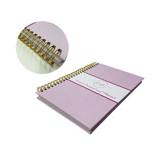 Cuaderno <span class=keywords><strong>de</strong></span> seguimiento <span class=keywords><strong>de</strong></span> enfermera feliz personalizado bobina en espiral Rosa A5 planificador <span class=keywords><strong>de</strong></span> objetivos y diarios cuadernos libro impresión personalizada a pedido - Product Image 4