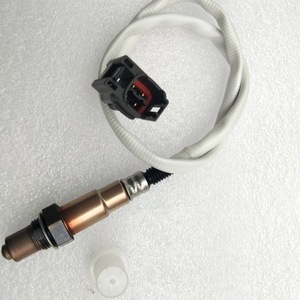 Sensor de Oxígeno Automotriz Suzuki 18213-61M00 para Reparación y Reemplazo de Convertidor Catalítico de Tres Vías - Product Image 2