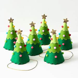 Sombreros de cono de Navidad divertidos Decoraciones de papel de fiesta locas - Product Image 1