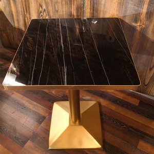 Tavolo da Pranzo in <span class=keywords><strong>Legno</strong></span> per Ristorante <span class=keywords><strong>con</strong></span> Gambe in Ferro, Piano Ignifugo, Design Retrò Nostalgico, Capacità 4 Persone, Uso Commerciale - Product Image 2