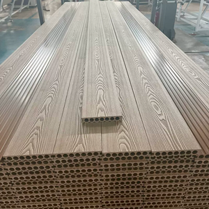 Pavimentazione per Esterni WPC 3D Goffrata a Incastro, Anticorrosione, per Terrazze e Balconi, Pavimenti in Legno-Plastica per Cortili - Product Image 1