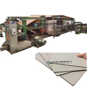 Machine de fabrication de papier en carton kraft machine de fabrication de papier en feuille de carton pour emballage de carton