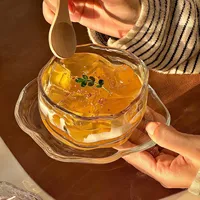 Creatieve glazen schaal in Scandinavische stijl, voor koude gerechten, fruit, soep, saus, azijn, onregelmatige vorm, eetgerei.