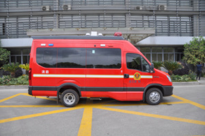Nuevo 4x2 Diesel para <span class=keywords><strong>Iveco</strong></span> Equipment 162 HP Rescue Fire Truck - Product Image 2