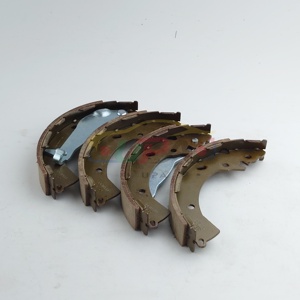 Sistema de frenos de buena calidad y económico, KIT DE ZAPATAS Y REVESTIMIENTOS DE FRENO TRASERO 58305-0U000 583050U000 Para K-ia SORENTO 58305 0U000 - Product Image 4