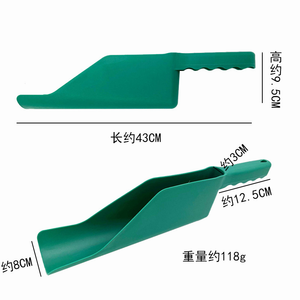 Cuillère de nettoyage de gouttière en plastique à usage multiple Outil de toit flexible pour enlever la saleté, les débris et les feuilles pour le jardin et l'avant-toit Cuillère à gouttière - Product Image 1