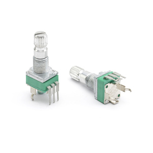 Potenziometri Rotativi a Film di Carbonio con Albero Metallico da 9mm, Colore Verde, per Amplificatori di Potenza, Reostati - Product Image 6