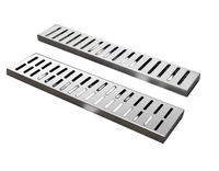 Système de drainage à rainures en acier inoxydable, assemblé avec grille de couverture, utilisé pour le drainage des sols de cuisines extérieures et des parkings