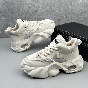 Zapatos casuales de hombre con suela gruesa, estilo nuevo de primavera, con cordones, que aumentan la altura, modernos, a la moda, de color sólido, deportivos. - Product Image 3