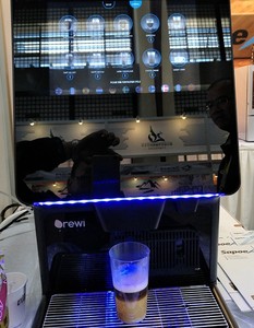 Sapoe Commercial Automatic Espresso Smart <b>Coffee</b> Roaster Maker <b>Machine</b> Instant <b>Coffee</b> Bean to Cup Vending <b>Machine</b> - Product Image 2