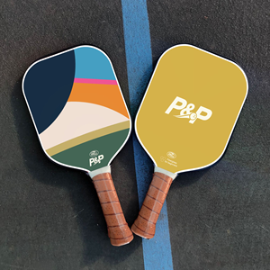 Juego de palas de pickleball P&P, con una pelota de 40 orificios aprobada por la USAPA y un diseño moderno, perfecto para adultos que buscan un juego para todas las estaciones. - Product Image 3