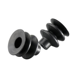 Aspiradora Robótica Myotoku con Ventosa Neumática de Silicona Resistente a Altas Temperaturas PCG-05/07/10/15/18/20/30 para Uso Agrícola - Product Image 1