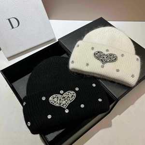 Bonnet d'hiver pour femme en fourrure de lapin tricoté avec strass, haute qualité, vente en gros - Product Image 1