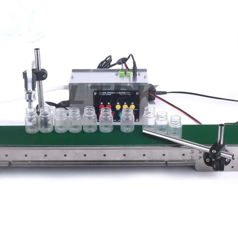 Linha de produção de água mineral para garrafas pequenas, conjunto completo automático de máquina de enchimento de líquidos com correia transportadora