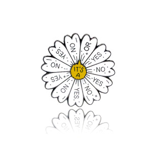 Broche giratorio inglés, colgante de llavero de arcoíris giratorio, alfileres de ruleta de Margarita, regalo de chica Bluk esmaltado, regalos de amistad - Product Image 2