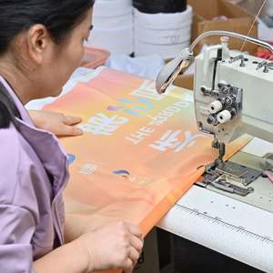 Drapeaux sportifs en polyester imprimés sur mesure pour la Coupe du Monde 2026 à usage promotionnel - Drapeaux nationaux sud-américains du Brésil et d'Argentine - Product Image 5