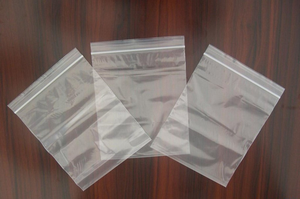 Máquina <span class=keywords><strong>de</strong></span> <span class=keywords><strong>corte</strong></span> y sellado <span class=keywords><strong>de</strong></span> bolsas con cierre <span class=keywords><strong>de</strong></span> cremallera <span class=keywords><strong>de</strong></span> plástico - Product Image 2