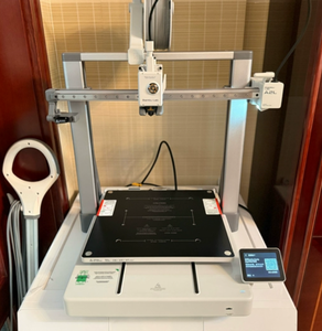 Impresora <span class=keywords><strong>3D</strong></span> FDM Bambu Lab A2L Combo con Alimentación Automática AMS, Tamaño de Impresión de 330 x 320 x 335 mm, Máquina de Impresión de Escritorio Cerrada de Alta Velocidad - Product Image 1