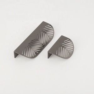 CX197 - Zinc moderne en laiton demi-lune meubles chambre cuisine matériel bord doigt feuille boutons et poignées - Product Image 4