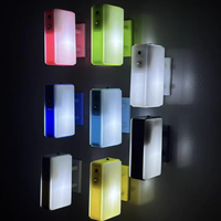 Logo du magasin LED lumineuse Aimant de réfrigérateur de forme carrée Boîte cadeau souvenir créatif Article promotionnel