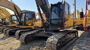 รถขุดมือสอง Volvo EC250DL สีเหลือง เครื่องจักรกลหนักสำหรับงานก่อสร้าง - Product Image 1