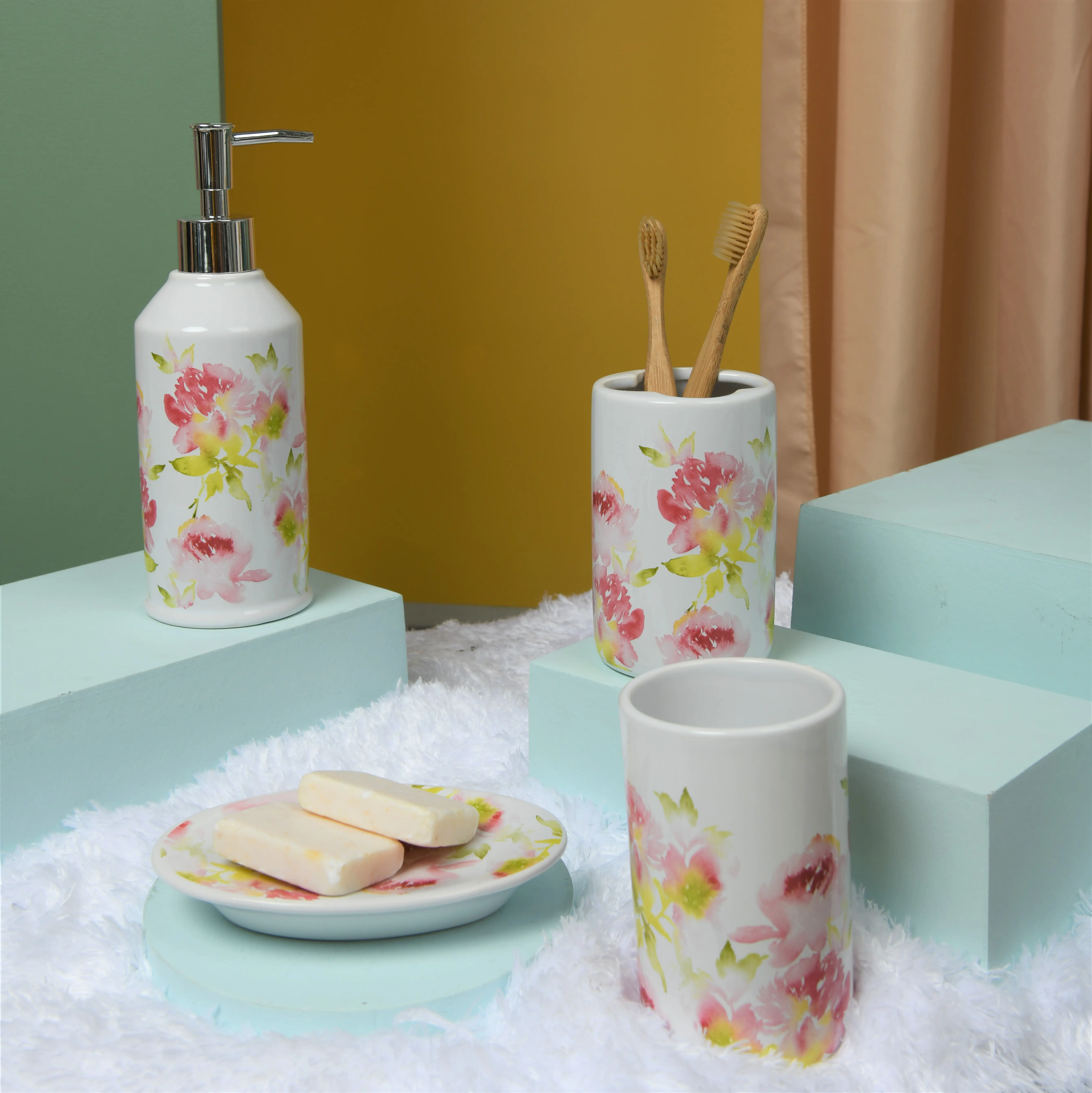 Luxury Flower Bathroom Accessories Ceramic Lotion Dispenser Toothbrush Holder Tumbler Soap Dish For Bathroom