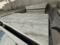 Panneau mural SPC flexible effet marbre brillant UV 2,2 mm 1220*2440 mm, résistant à l'humidité, pour décoration intérieure moderne de salle à manger