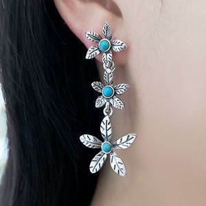 Orecchini con nappe a forma di fiore per donna, stile vintage, accessori per l'orecchio da indossare tutti i giorni - Product Image 4