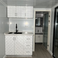 Maison préfabriquée en conteneur imperméable de 20 pieds et 40 pieds, appartement de 2 à 5 chambres pour usage commercial/bureau