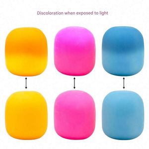 Pelota Antiestrés de Maltosa Cilíndrica que Cambia de Color con la Luz, Juguete Sensorial Novedoso para Aliviar el Estrés, Venta al por Mayor - Product Image 4