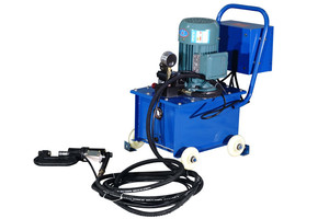 Machine à riveter hydraulique portable de petite taille 1500w fabriquée en Chine - Product Image 5