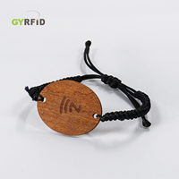 Bracelet NFC en bois tressé personnalisé avec étiquette en bambou, bracelet en bois tressé avec carte pour événements festifs