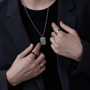 2024 anelli e <span class=keywords><strong>collana</strong></span> da <span class=keywords><strong>uomo</strong></span> di varia forma foglia anelli in titanio CZ pietre che impostano gioielli in titanio - Product Image 5