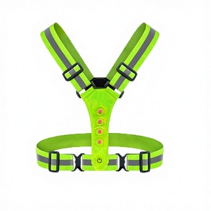 <span class=keywords><strong>Gilet</strong></span> de sécurité <span class=keywords><strong>réfléchissant</strong></span> LED de classe 2 ANSI pour vélo et <span class=keywords><strong>trottinette</strong></span> électrique avec lumières, en polyester, logo personnalisé - Product Image 3