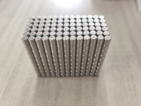 Aimants N52, aimants puissants en néodyme Ndfeb ronds en forme de disque, aimants permanents puissants sans HRE, prêts à être expédiés en dropshipping