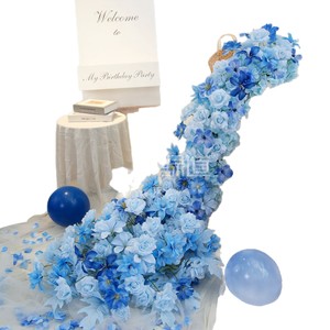 Décoration florale artificielle bleue pour table de mariage et événements, modèle Greenway Waterfall - Product Image 5