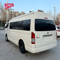 Bus d'occasion de luxe pour excursions urbaines, mini-bus, fourgon Hiace 13 places, moteur 2TR, boîte manuelle, 90% neuf, à vendre à prix réduit