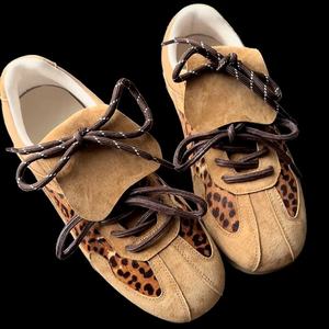 Chaussures de sport décontractées à plateforme pour femmes MIU Fashion Style, chaussures plates à lacets pour l'extérieur, chaussures à semelle souple, chaussures d'hiver à imprimé léopard - Product Image 1